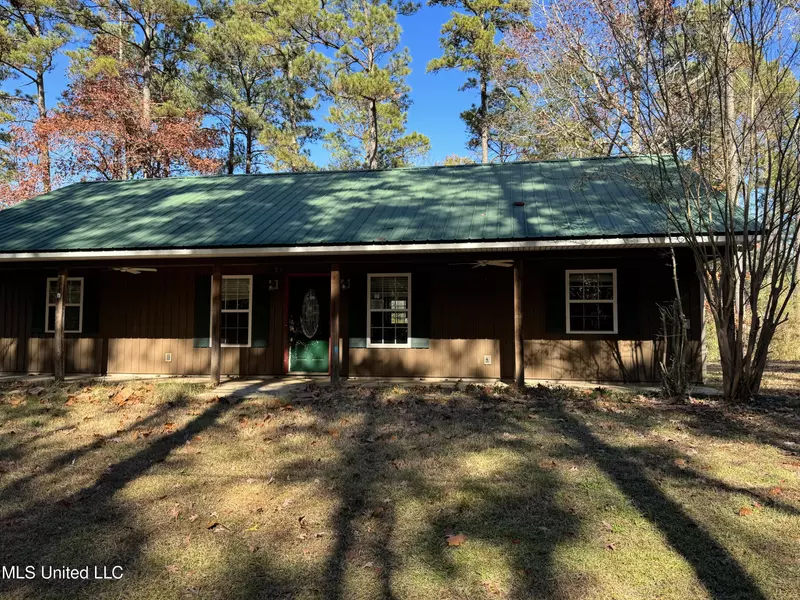 157 Water Tank Road, Mendenhall, MS 39114