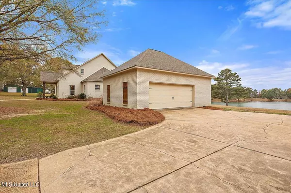 Flora, MS 39071,146 Lake Trail Dr