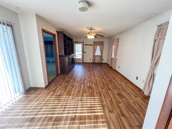 Lucedale, MS 39452,163 White Road