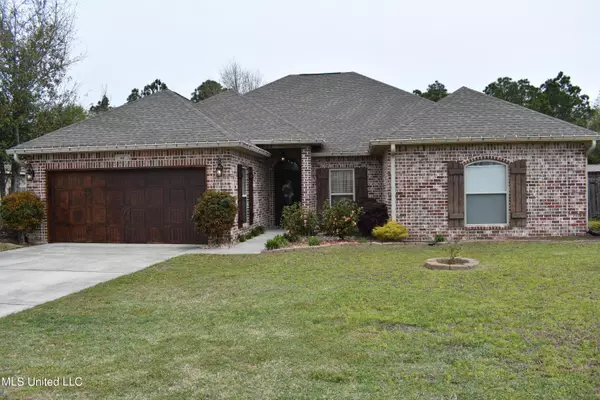 48 Tantallon Drive, Ocean Springs, MS 39564