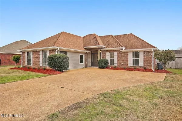 Pearl, MS 39208,604 Post Oak Place