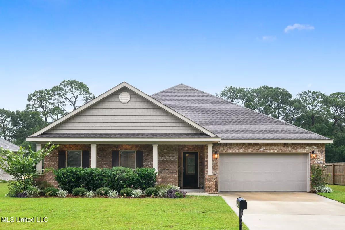 Ocean Springs, MS 39564,1016 Brackish Place