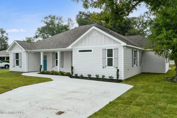 Bay Saint Louis, MS 39520,428 Pecan Park Drive