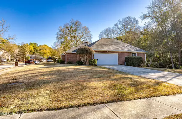 Ocean Springs, MS 39564,3500 Redwood Lane