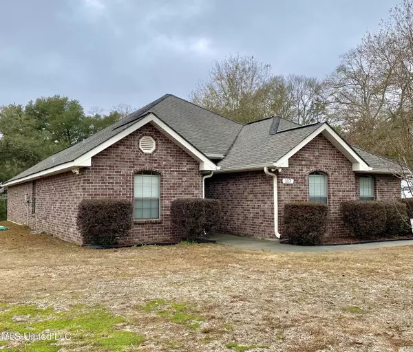 117 E Sunnybrook Road, Carriere, MS 39426