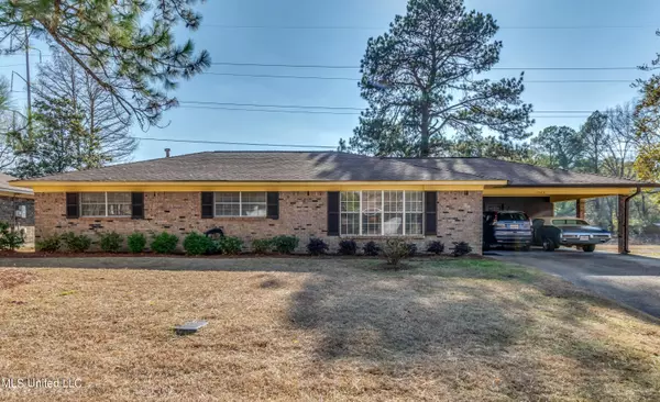 1565 Wingfield Drive, Jackson, MS 39204