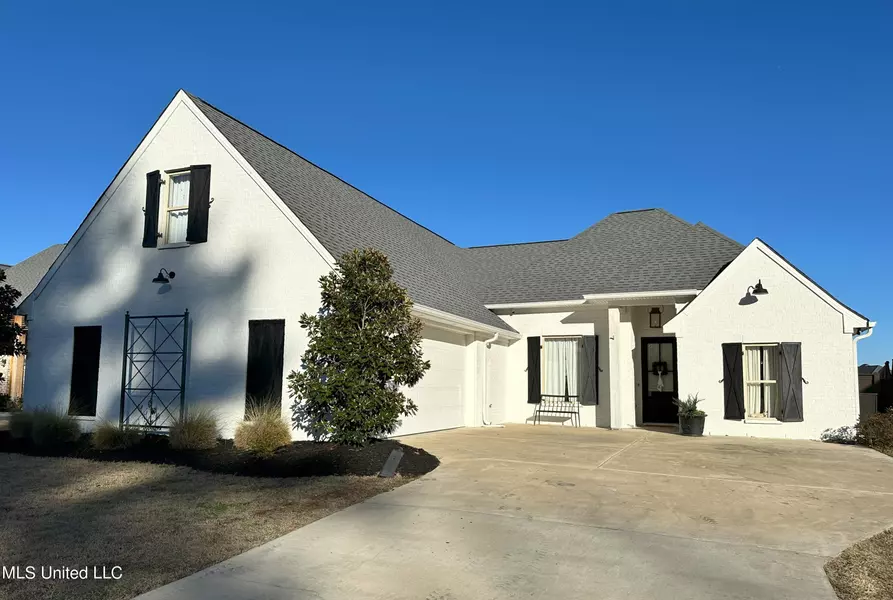 333 Royal Pond Circle, Flowood, MS 39232