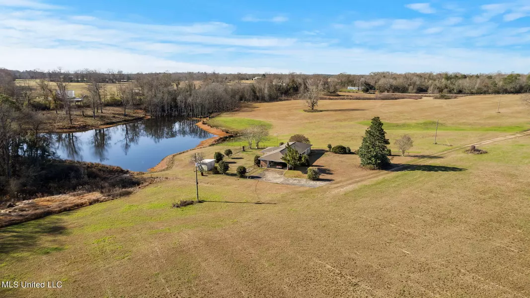 2866 Highway 53, Poplarville, MS 39470