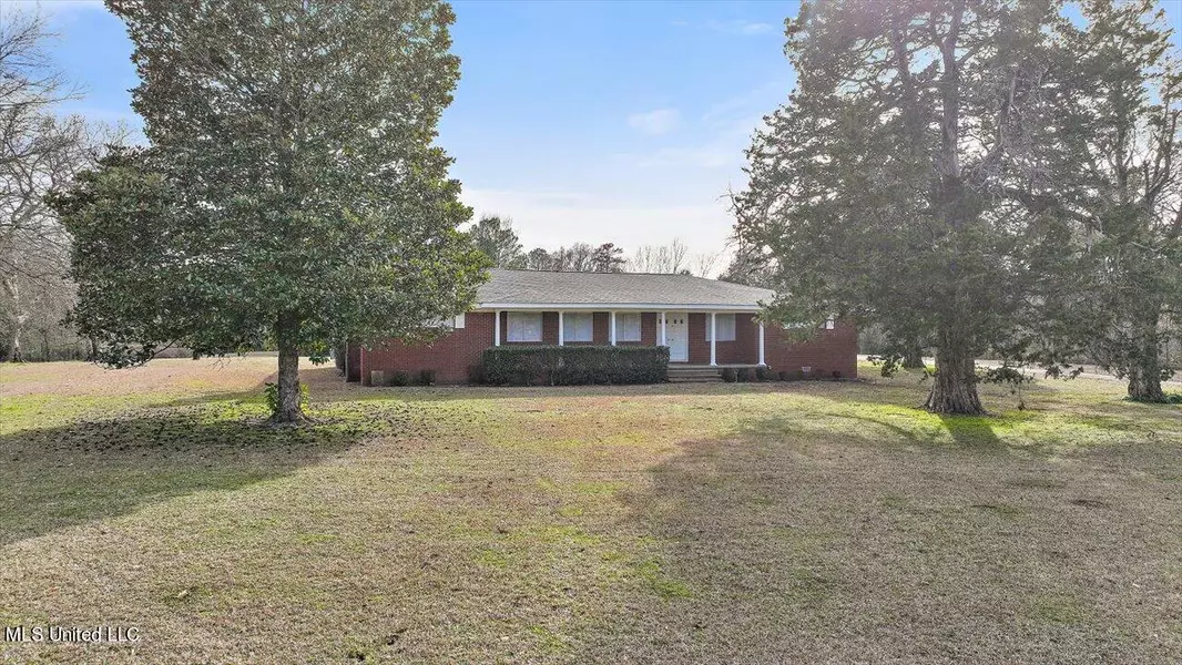 2381 Mcfarland Road, Raymond, MS 39154