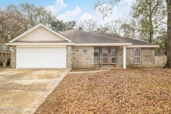 7310 W Falcon Circle, Ocean Springs, MS 39564