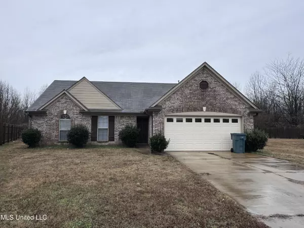 8597 Bonfire Drive, Southaven, MS 38671