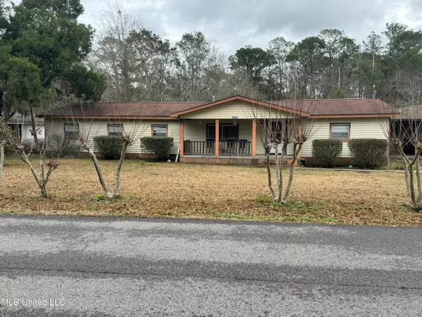 8808 Graham Road, Moss Point, MS 39562