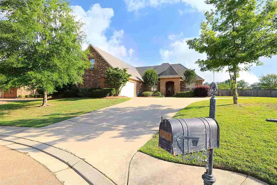107 Perry Cove, Canton, MS 39046
