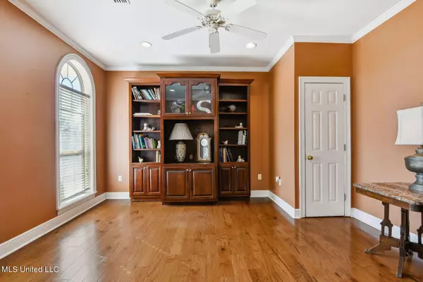 Kiln, MS 39556,19241 Hunter Drive