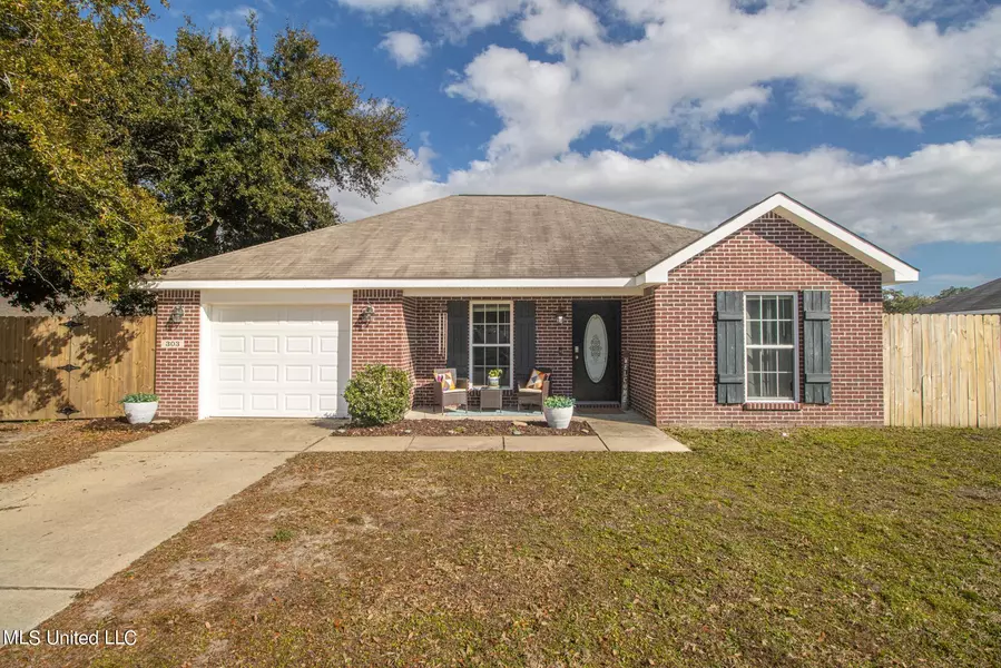 303 Twin Lakes Boulevard, Long Beach, MS 39560