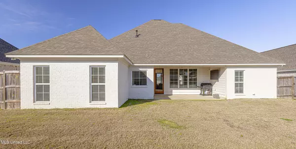 Canton, MS 39046,110 Sweetbriar Court