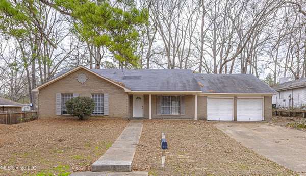 1220 Huntcliff Way,  Clinton,  MS 39056