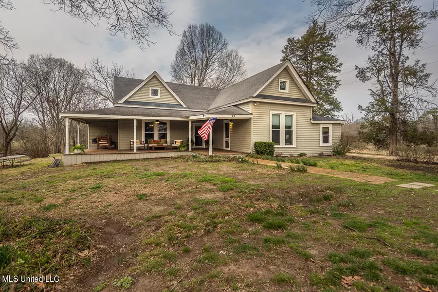 131 Holloway Road, Coldwater, MS 38618