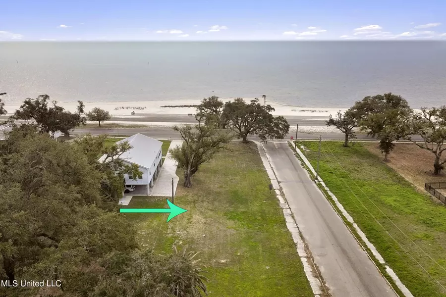 902 E Beach Boulevard, Long Beach, MS 39560