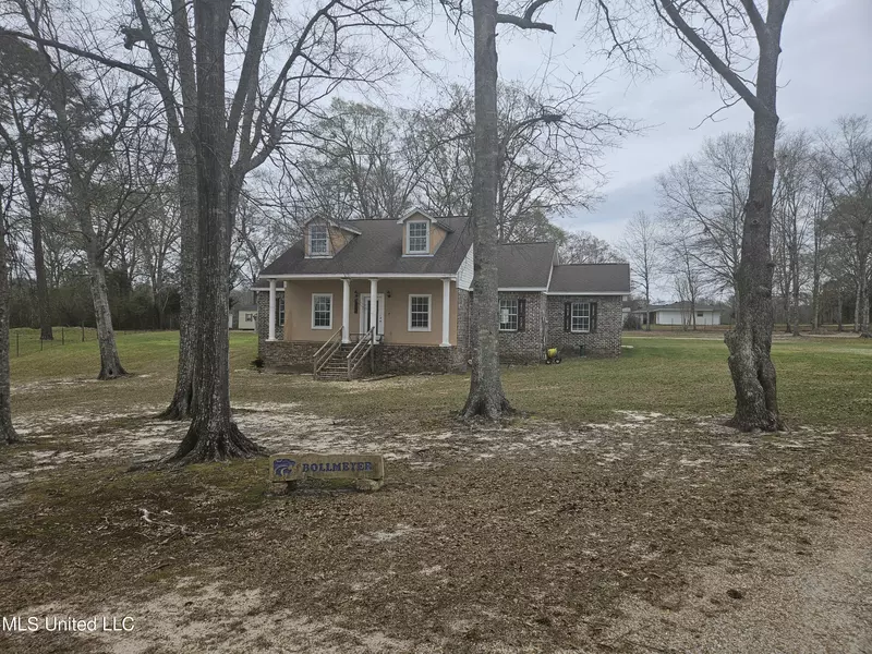 19616 Amberwood Drive, Saucier, MS 39574