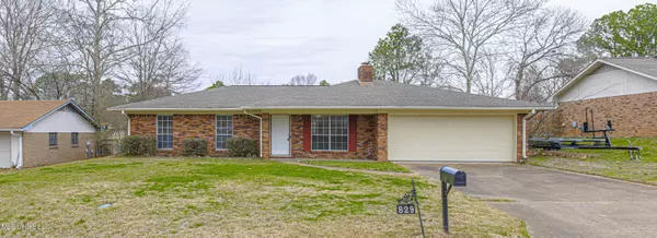 Pearl, MS 39208,829 Black Oak Circle