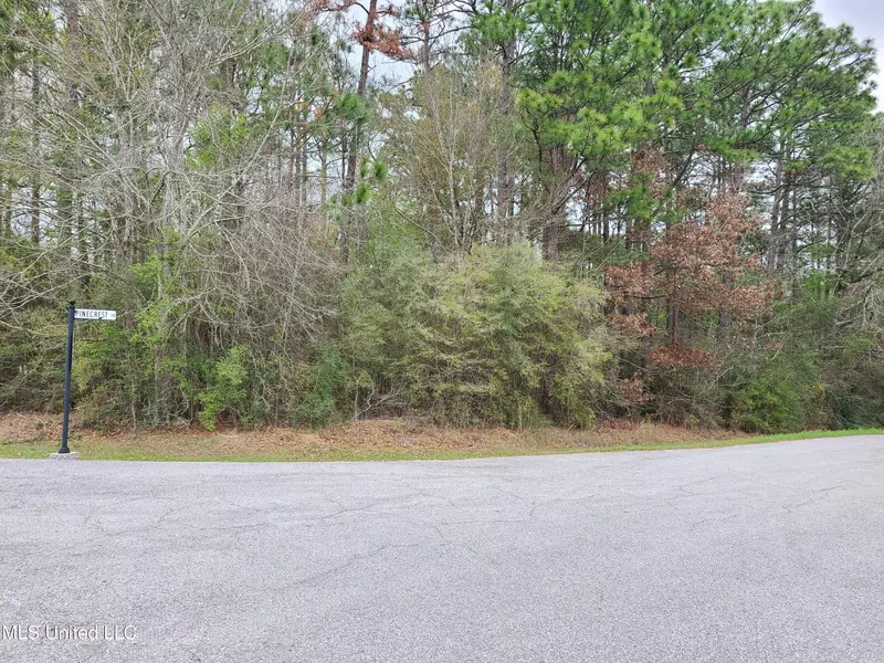0 Pinecrest Drive, Carriere, MS 39426