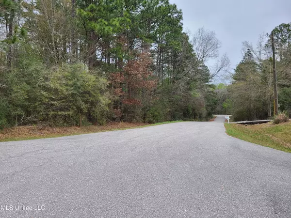 Carriere, MS 39426,0 Pinecrest Drive