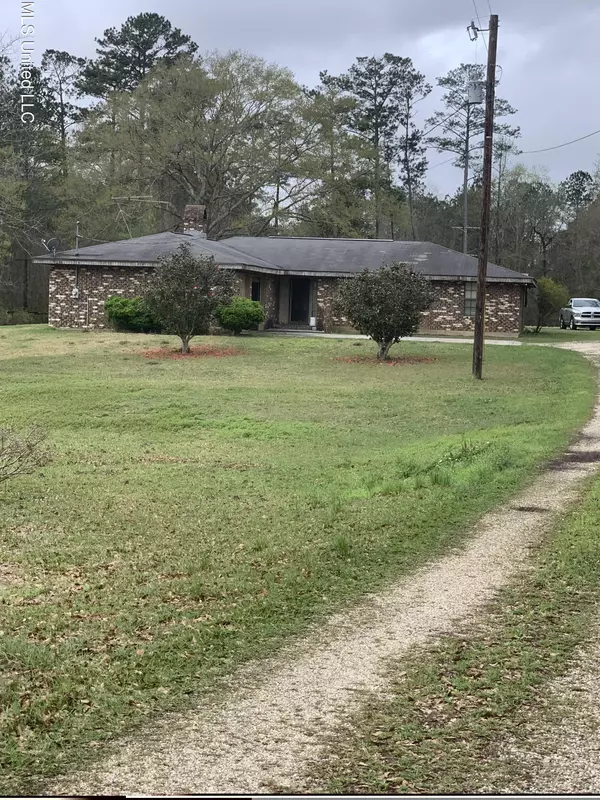 195 Will Thompson Road, Picayune, MS 39466