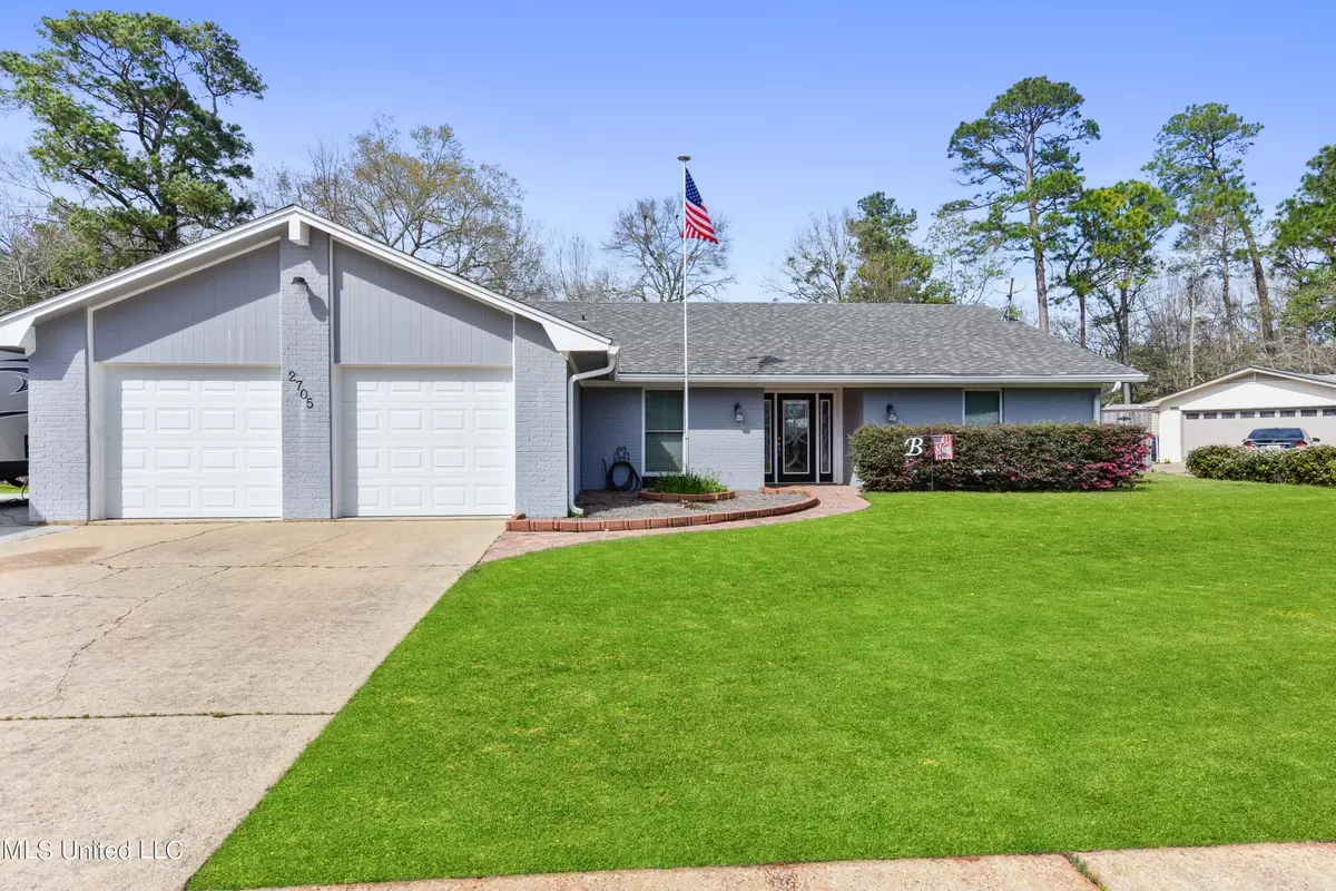 Ocean Springs, MS 39564,2705 English Drive