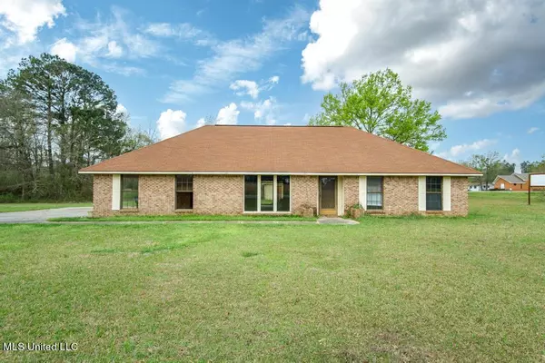 35 Beech Lane, Petal, MS 39465