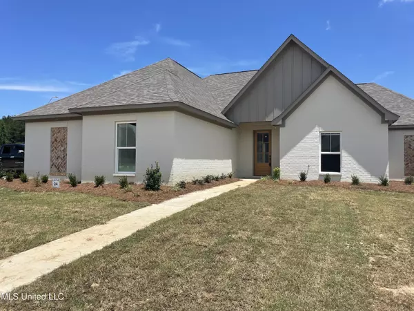 210 Wethersfield Drive, Florence, MS 39073