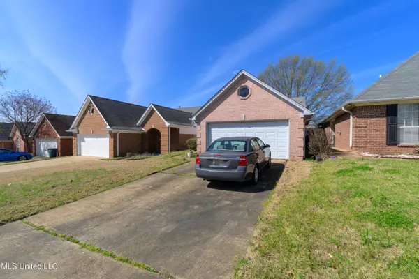 7837 S Chesterfield Drive, Southaven, MS 38671