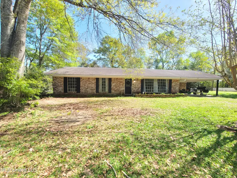 214 Rayburn Road, Carriere, MS 39426