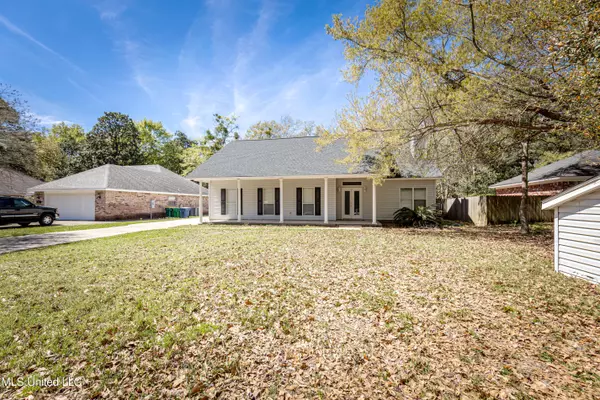 1813 Seagull Avenue, Ocean Springs, MS 39564