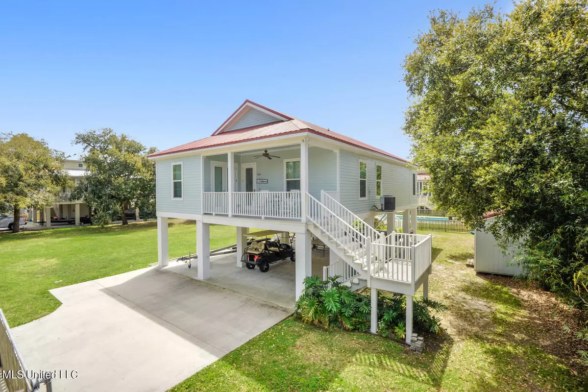 Bay Saint Louis, MS 39520,104 Leonhard Avenue