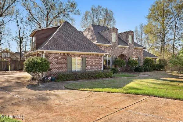 Madison, MS 39110,114 Hackberry Drive