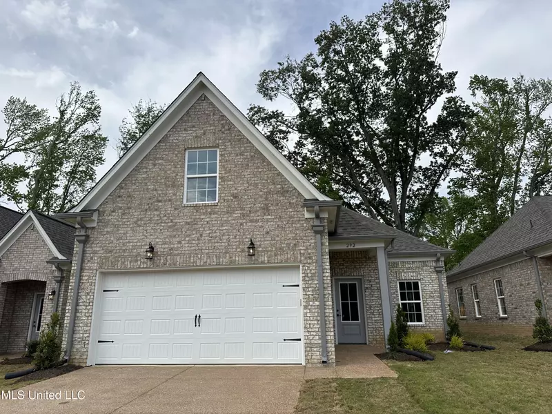 292 Flower Garden Drive, Southaven, MS 38671