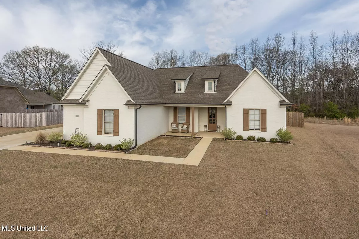 Hernando, MS 38632,1712 Creek Haven Drive