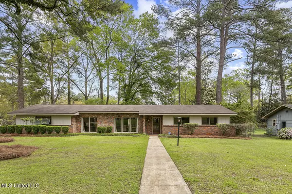 4416 Audubon Park Drive,  Jackson,  MS 39211