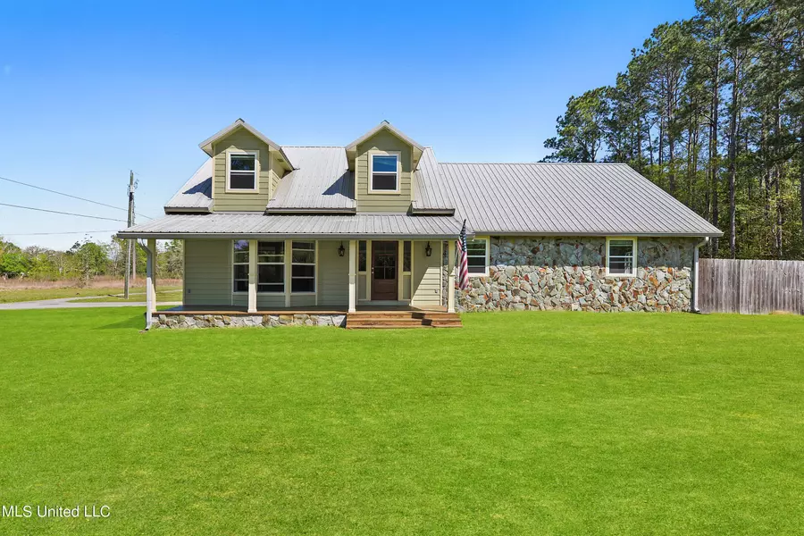 5837 Hurley Wade Road, Moss Point, MS 39562