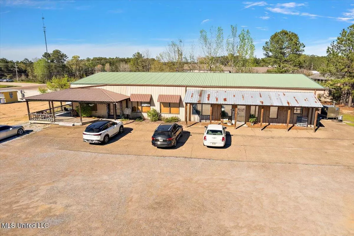 Mendenhall, MS 39114,3084 Simpson Highway 13