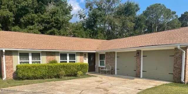 11512 Carondelet Street, Gulfport, MS 39503