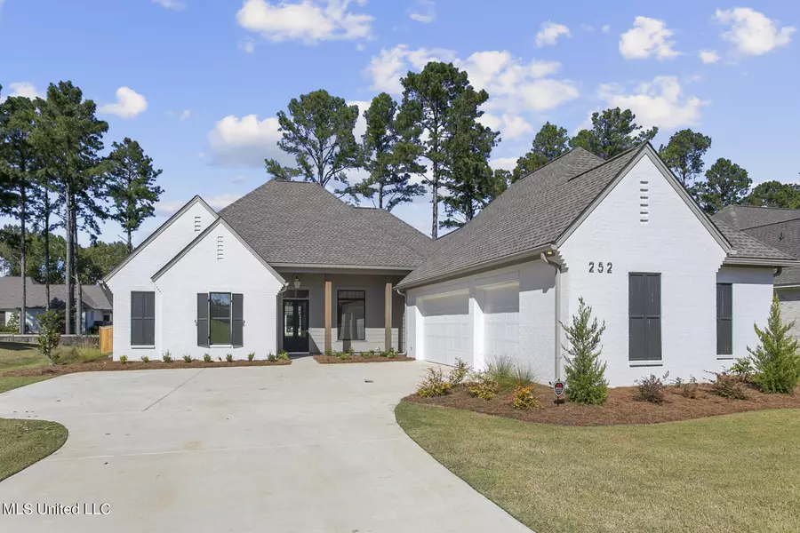 252 Kingswood Place, Madison, MS 39110