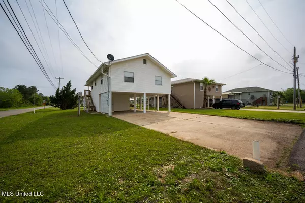 Bay Saint Louis, MS 39520,1 Dolphin Circle