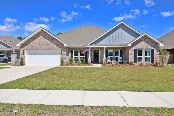 6594 Sugarcane Circle, Ocean Springs, MS 39564