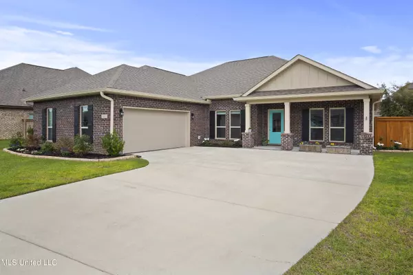 Ocean Springs, MS 39564,6685 Sugarcane Circle