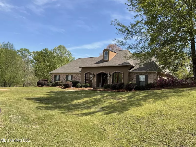 104 Magnolia Springs, Florence, MS 39073