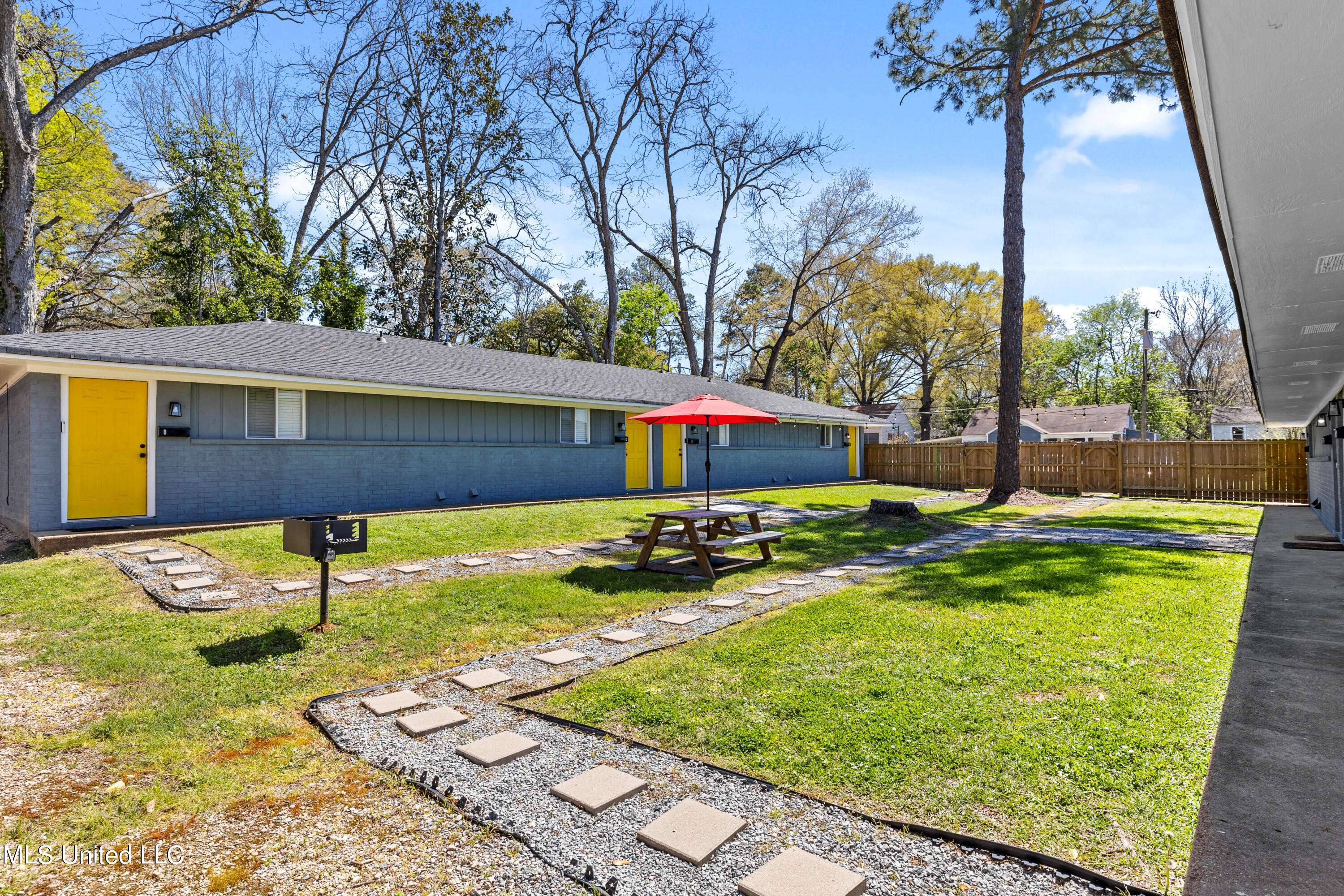 Jackson, MS 39216,212 Gunter Street Street