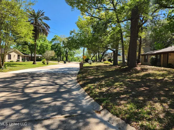 Gautier, MS 39553,1643 Mary Ann Drive