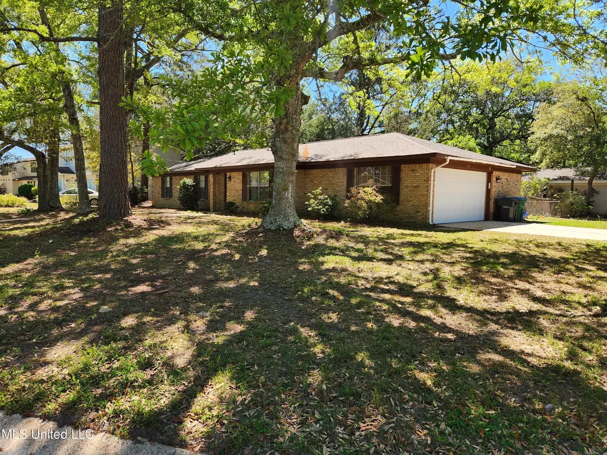 Gautier, MS 39553,1643 Mary Ann Drive